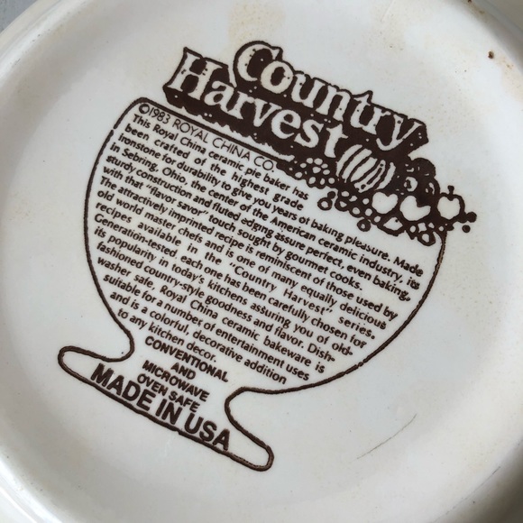 Vintage Royal Country Harvest Cherry 🥧 Pie Plate - Picture 5 of 6